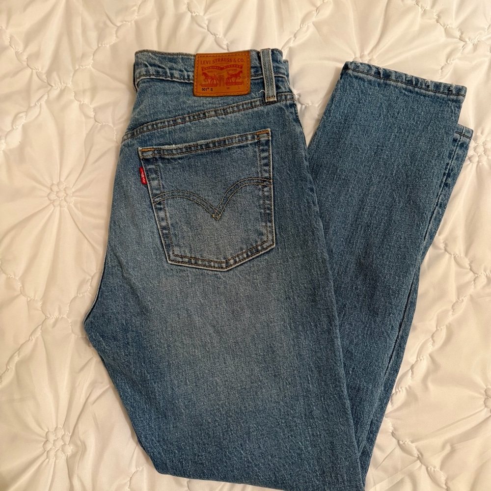 Levi's Classic Light Blue Straight Jeans